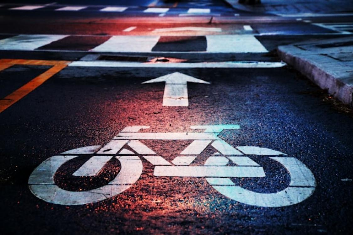 Do Bike Lanes Really Make Cycling Safer?